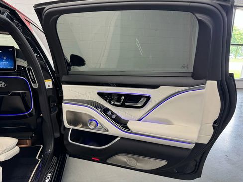 Used 2023 Mercedes-Benz Maybach S 680 4MATIC w/ Manufaktur Leather Package image 66