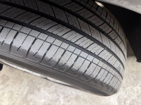 Used 2023 Chevrolet Equinox LT image 29