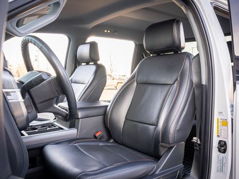 Used 2024 Ford F250 Lariat AWD/4WD image 12