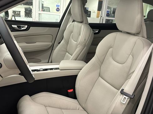 New 2026 Volvo XC60 B5 Ultra w/ Protection Package Premier AWD/4WD image 23