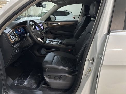 New 2026 Volkswagen Atlas SE image 15