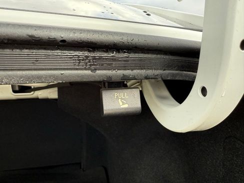 Used 2019 Hyundai Elantra SEL image 26