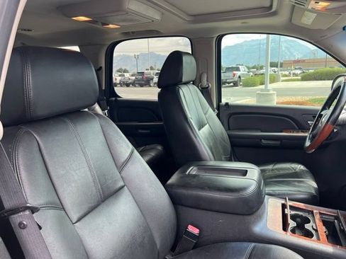 Used 2007 Chevrolet Tahoe LTZ w/ LTZ Preferred Equipment Group AWD/4WD image 34