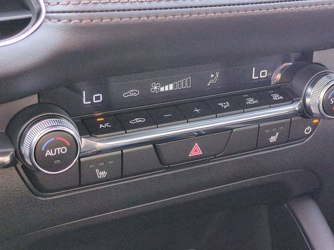 New 2026 MAZDA MAZDA3 2.5 S Hatchback w/ Premium Pkg image 22