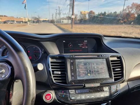 Used 2016 Honda Accord EX-L image 11