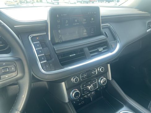 Used 2023 GMC Yukon SLT AWD/4WD image 18