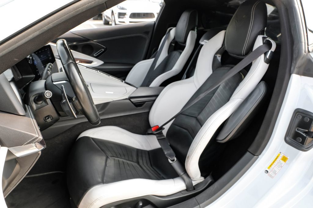 Used 2023 Chevrolet Corvette Stingray Preferred Cpe w/ Z51 Performance Package RWD image 29