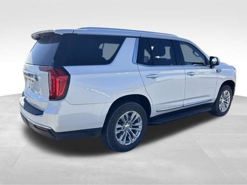 Used 2022 GMC Yukon SLT w/ SLT Premium Package AWD/4WD image 5