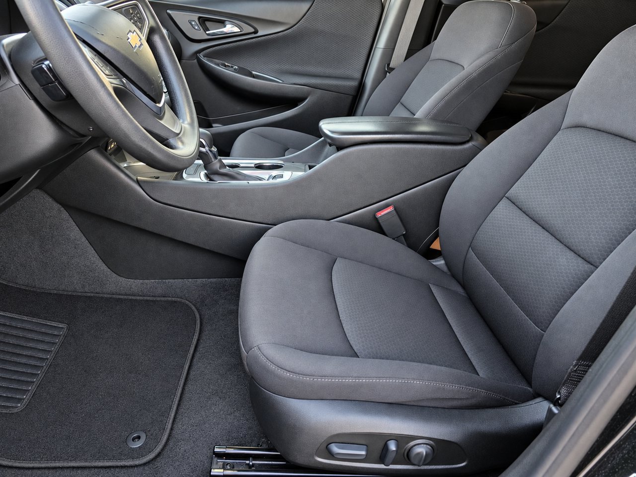 Certified 2022 Chevrolet Malibu LT FWD image 14