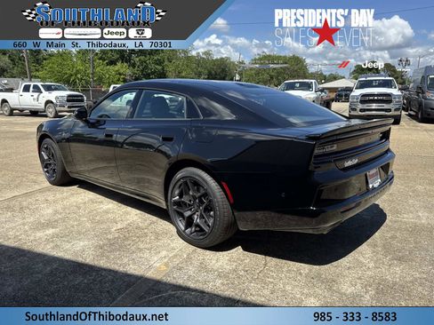 New 2026 Dodge Charger Scat Pack w/ Blacktop Package image 4