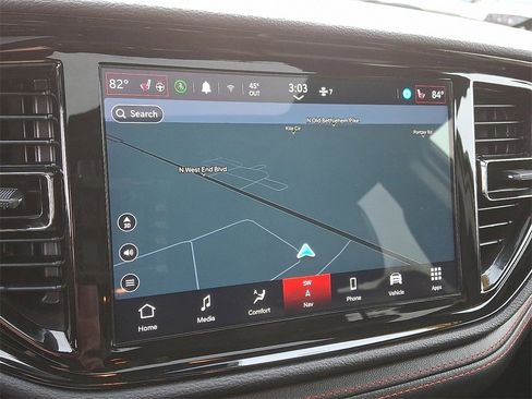 Used 2024 Dodge Durango GT image 17