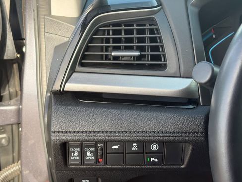 Used 2024 Honda Odyssey Touring image 15