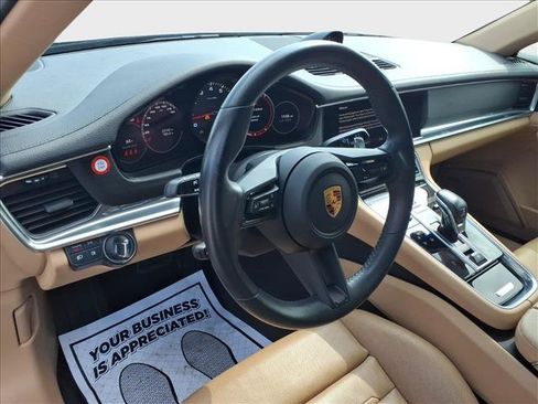 Used 2022 Porsche Panamera 4 Platinum Edition AWD/4WD image 19