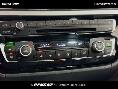 Used 2017 BMW 330i Sedan image 10