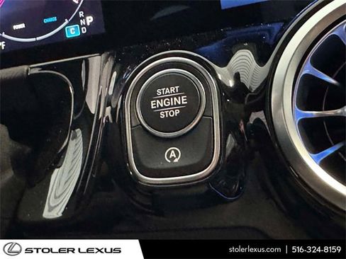 Used 2025 Mercedes-Benz GLA 250 GLA 250 image 35