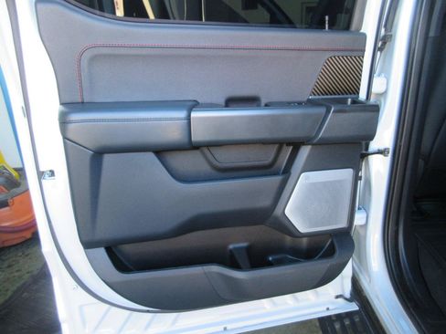Used 2025 Ford F150 Raptor AWD/4WD image 35