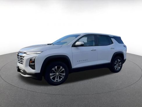 Used 2025 Chevrolet Equinox LT image 8