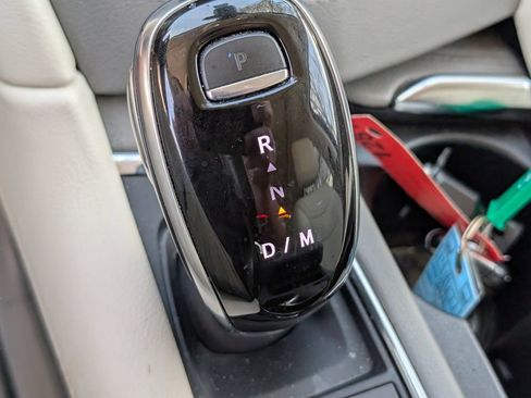 Used 2021 Cadillac XT6 Premium Luxury FWD image 30