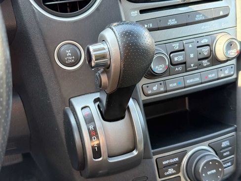 Used 2013 Honda Pilot Touring image 27
