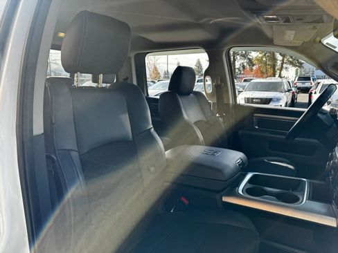 Used 2018 RAM 2500 Big Horn image 23