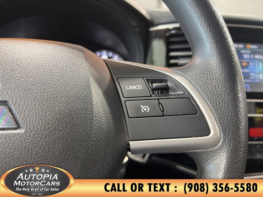 Used 2019 Mitsubishi Outlander ES FWD image 23