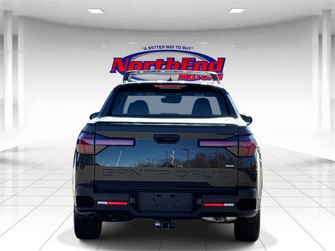 Used 2025 Hyundai Santa Cruz SEL image 6