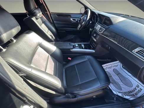 Used 2016 Mercedes-Benz E 350 4MATIC Sedan image 12