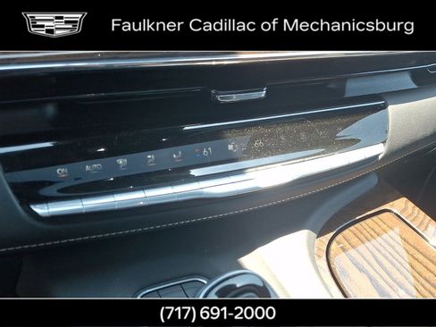 Used 2024 Cadillac Escalade Sport Platinum AWD/4WD image 17