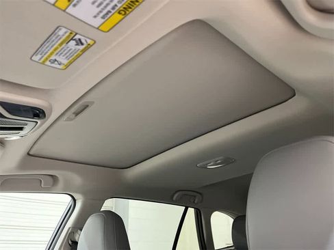 Certified 2025 Subaru Outback Limited image 22