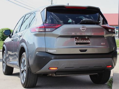 Used 2023 Nissan Rogue SV FWD image 16