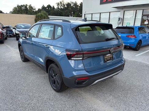 New 2025 Volkswagen Taos S image 4