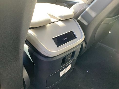 New 2026 Lincoln Navigator Reserve image 25