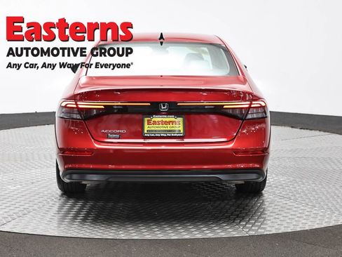 Used 2025 Honda Accord SE image 6