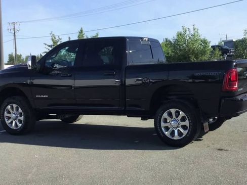 Used 2025 RAM 2500 Laramie w/ Sport Appearance Package AWD/4WD image 6