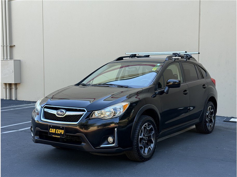Used 2017 Subaru Crosstrek 2.0i Premium AWD/4WD image 3