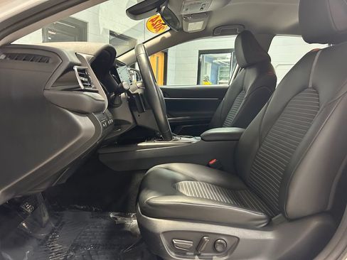 Used 2024 Toyota Camry SE FWD image 20