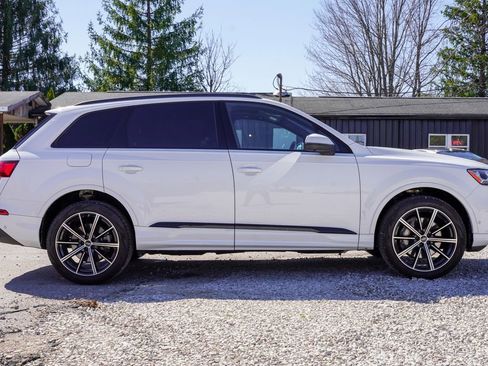 Used 2022 Audi Q7 3.0T Premium Plus w/ Premium Plus Package AWD/4WD image 10