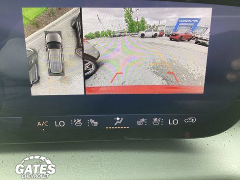 Used 2025 Buick Enclave Avenir w/ Super Cruise Package AWD/4WD image 21