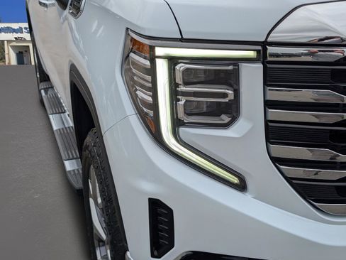 New 2026 GMC Sierra 1500 SLT w/ SLT Premium Plus Package image 4