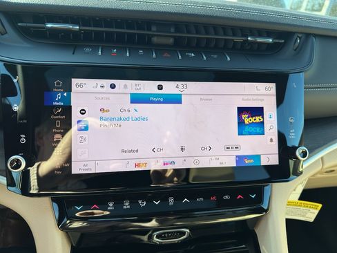 New 2026 Jeep Grand Cherokee Limited w/ Limited Altitude Package image 15