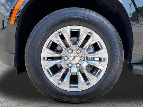 Used 2025 GMC Yukon Denali AWD/4WD image 22