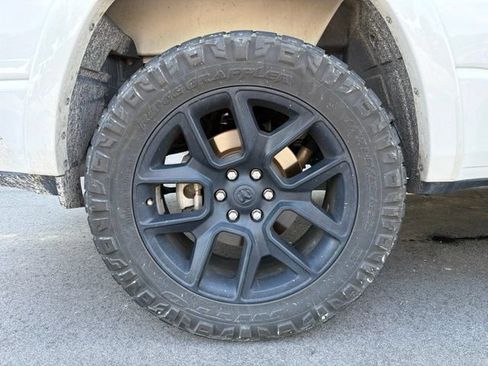 Used 2021 RAM 1500 Laramie RWD image 9