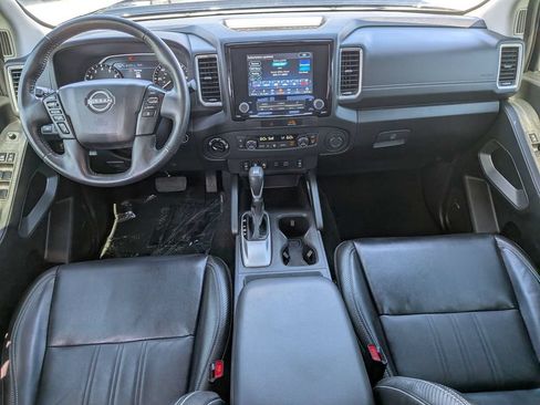 Used 2023 Nissan Frontier SV w/ SV Premium Package AWD/4WD image 16