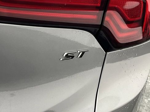 Certified 2024 Buick Encore GX Sport Touring w/ Advanced Technology Package image 28