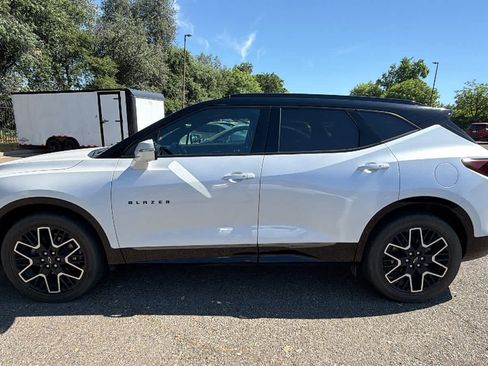 Used 2024 Chevrolet Blazer RS w/ Driver Confidence II Package AWD/4WD image 8
