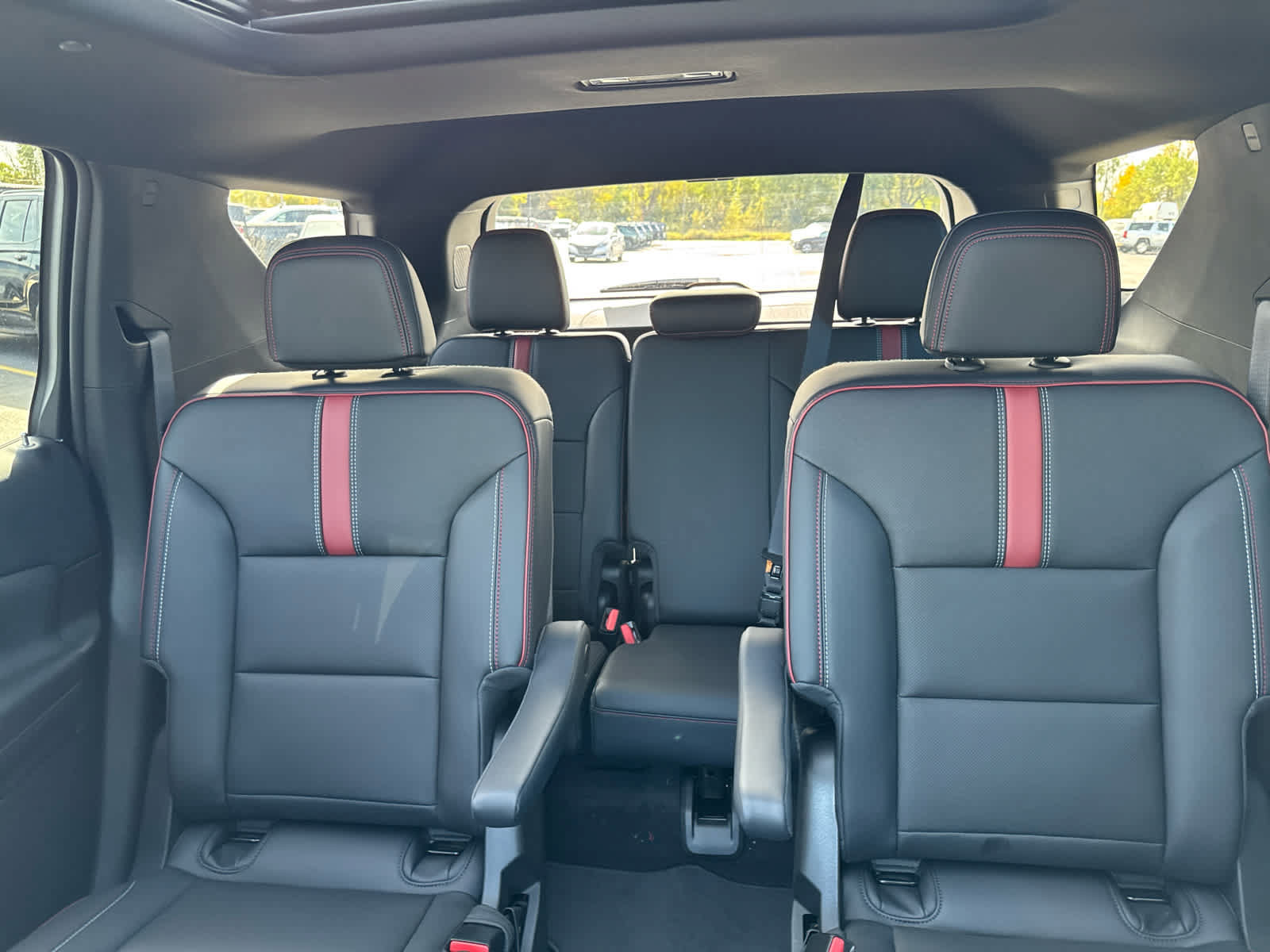New 2027 Chevrolet Traverse RS AWD/4WD image 34
