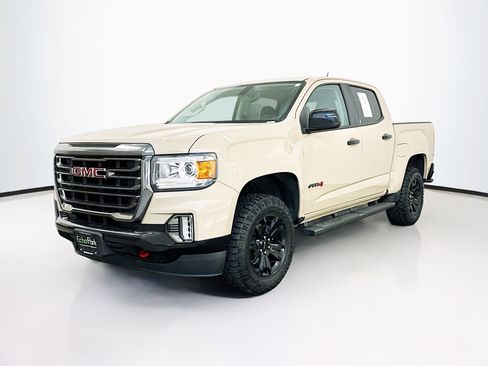 Used 2022 GMC Canyon AT4 image 3
