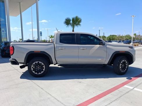 Used 2026 GMC Canyon AT4 w/ AT4 Premium Package AWD/4WD image 8