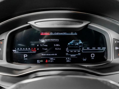 Used 2025 Audi RS 6 performance image 35