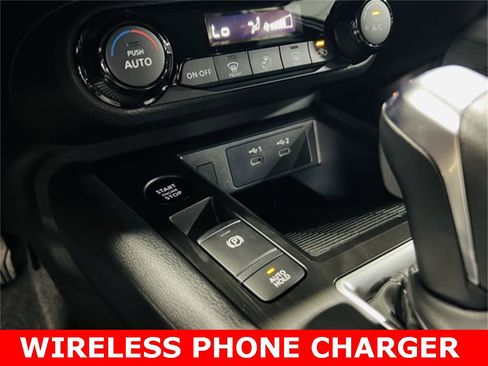 New 2026 Nissan Kicks SV image 8